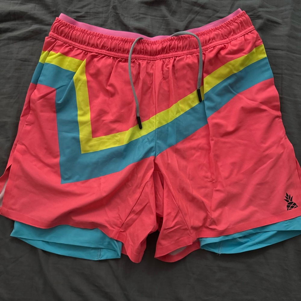 Chubbies Vibrant Leaf Print Ultimate Training Shorts size small